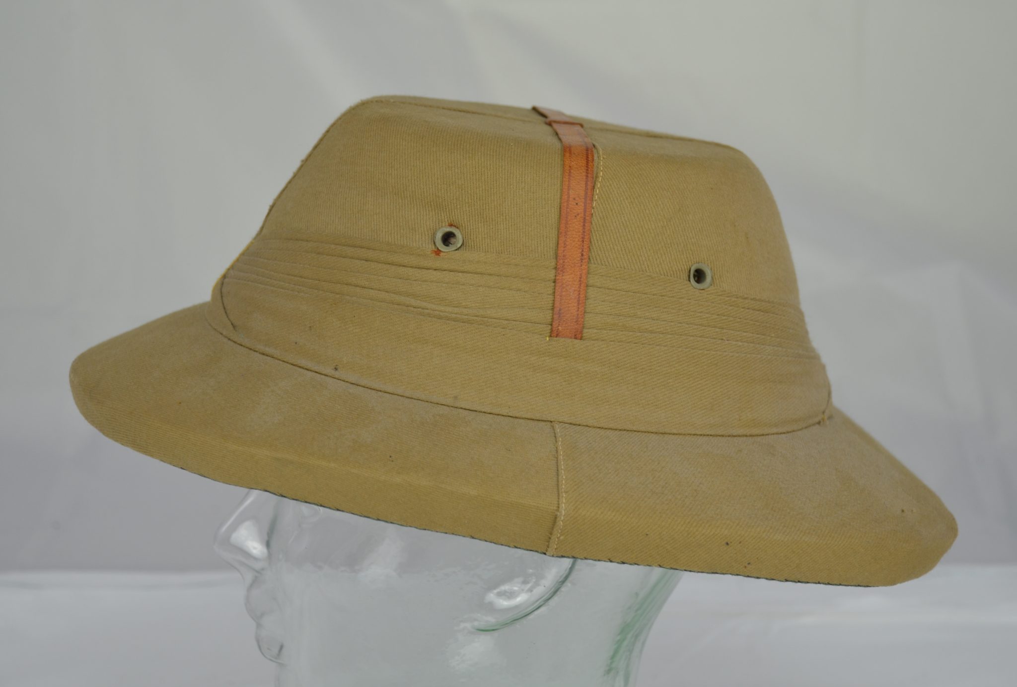 Vintage 1950/60’s Pith Helmet Also Known As Bombay Bowler - Sally Antiques