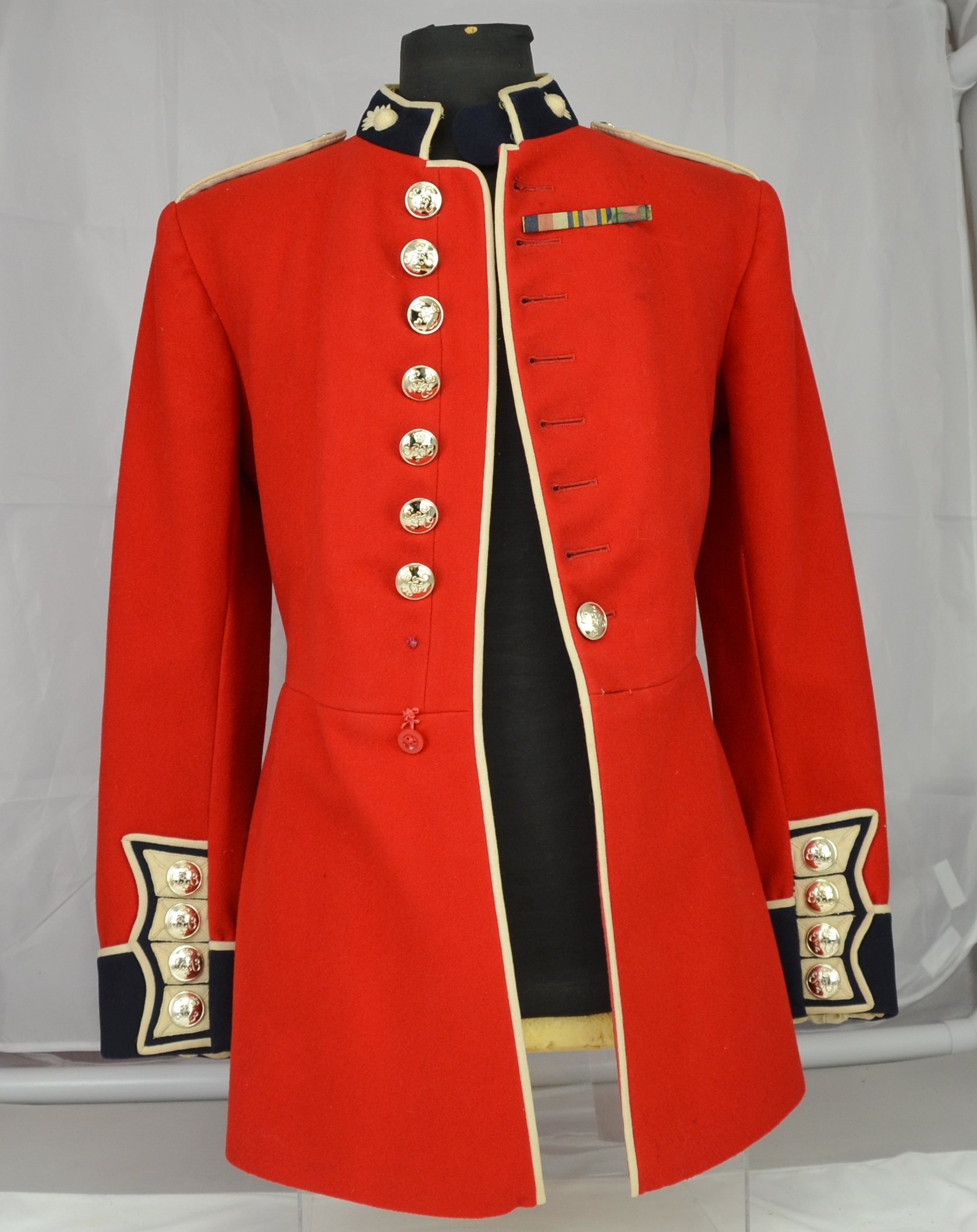 A 1960’s Grenadier Guards Regimental Dress Uniform – sallyantiques.co.uk