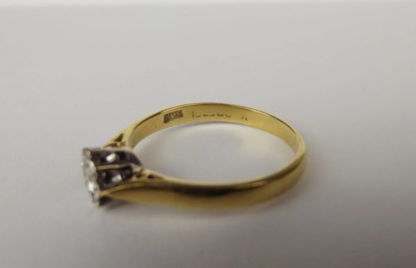 18ct Yellow Gold Diamond Solitaire Ring UK Size O+ US 7 ¼