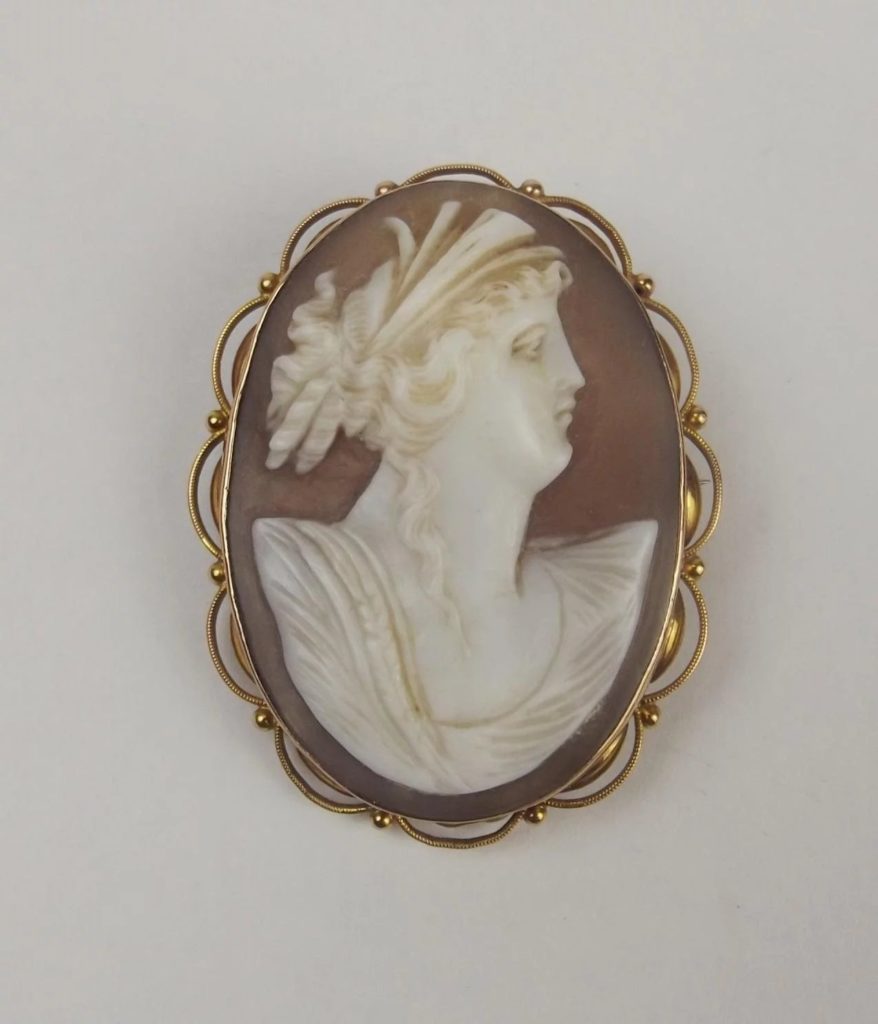 9ct Yellow Gold Cameo Brooch #2 - Sally Antiques