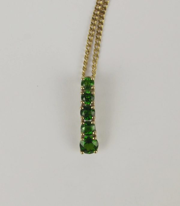 9ct Yellow Gold Five Stone Russian Diopside Pendant Necklace 20 Inches