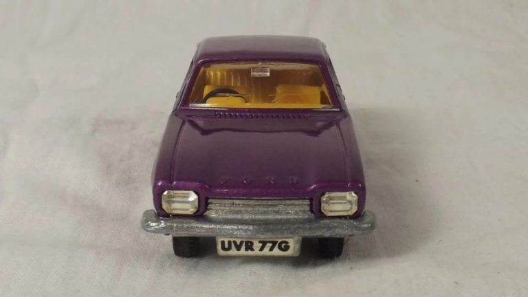 dinky toy ford capri