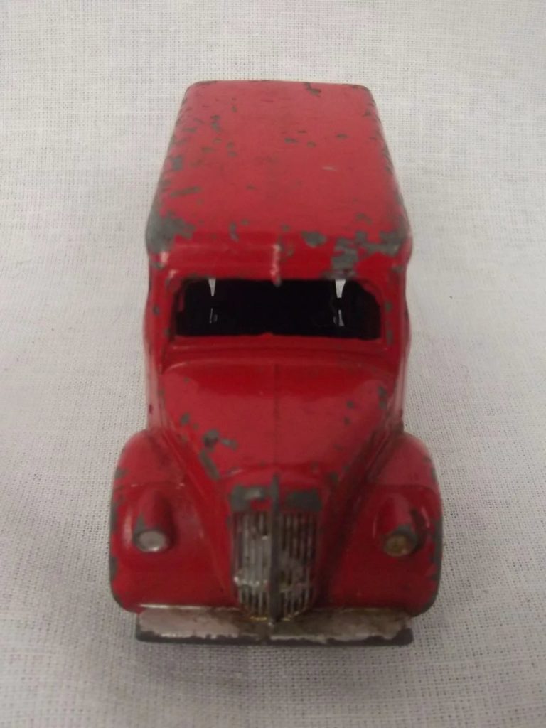 Boxed Dinky No. 450 / 31a - Trojan 15 CWT. Van “Esso” - Sally Antiques