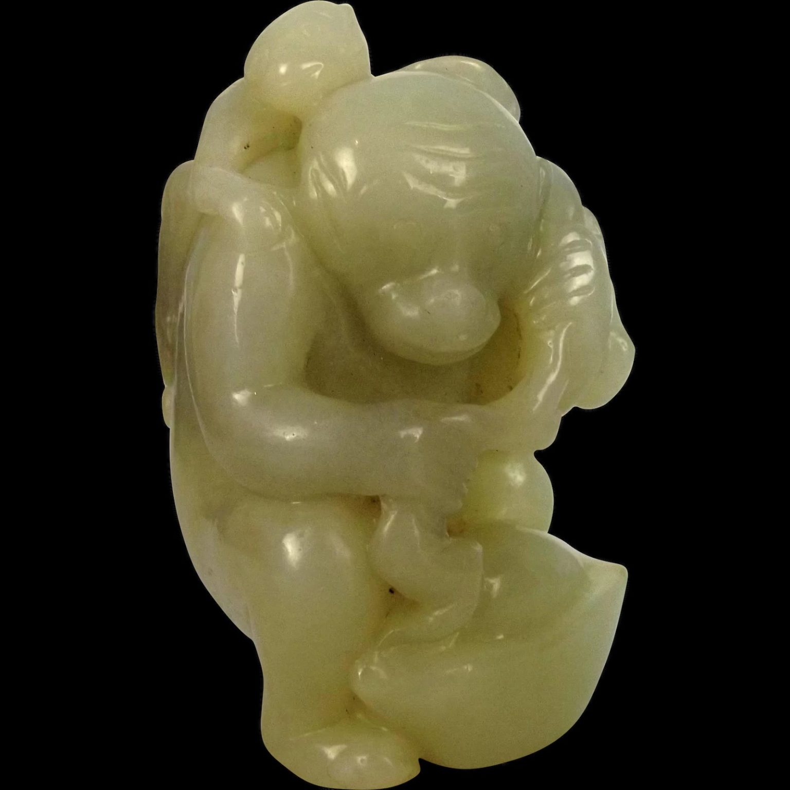 Chinese Qing Period Two Monkeys Nephrite Jade Sculpture - Sally Antiques