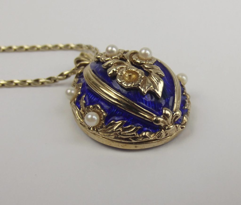 Franklin Mint House Of Fabergé Imperial Pearl Egg Watch Pendant ...