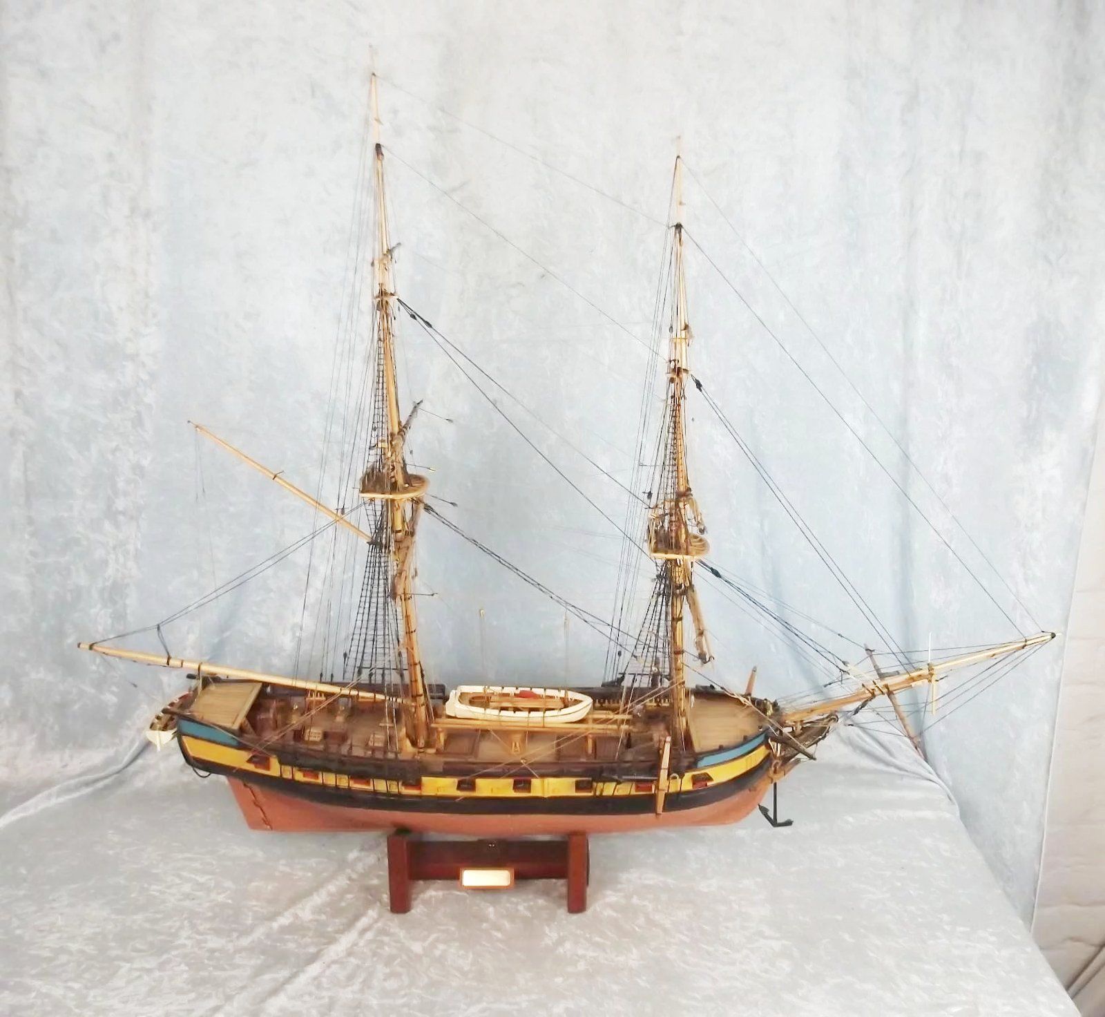 Hand-Built-1-64th-Scale-Model-full-1o-1600-ffffffff81cd2c4c-0