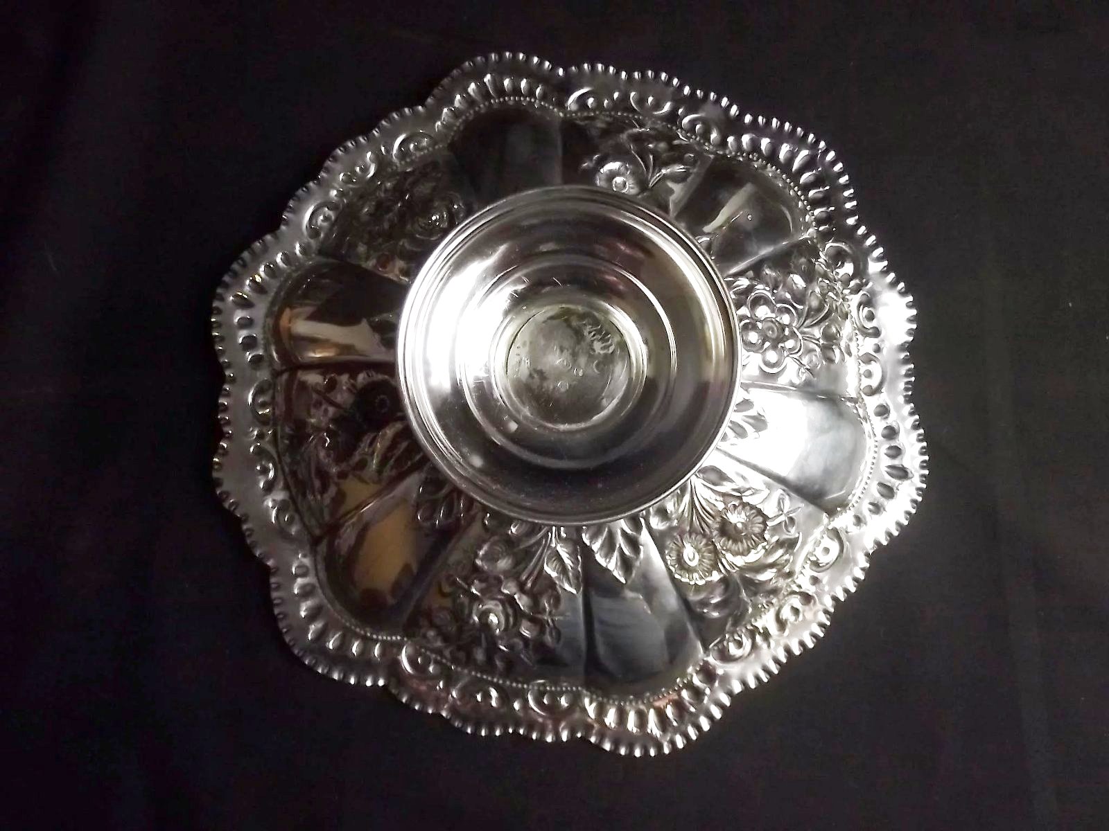 London-1883-Sterling-Silver-Fruit-Bowl-full-8o-1600-24-0