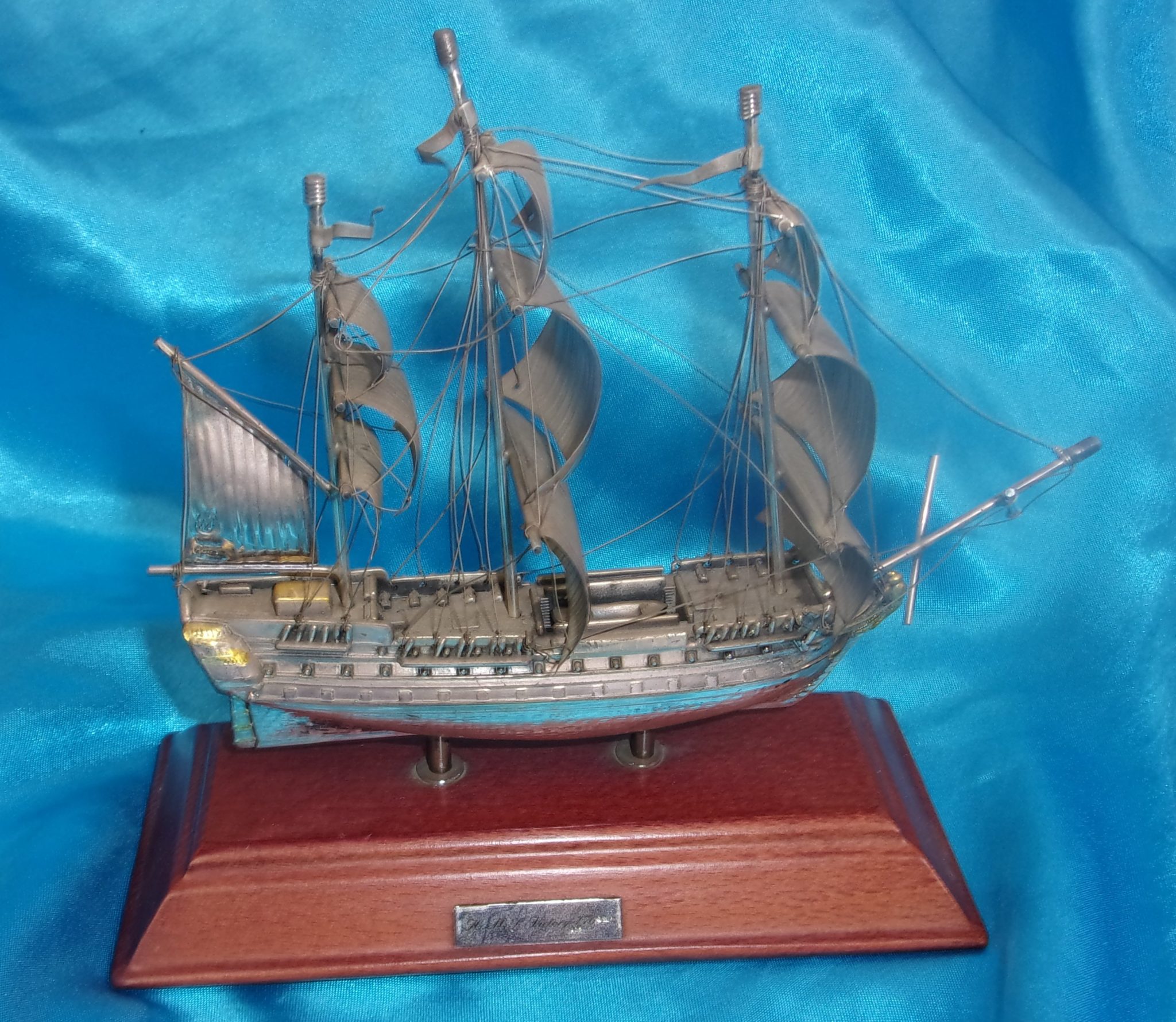 Silver Model Of HMS Victory - Sally Antiques