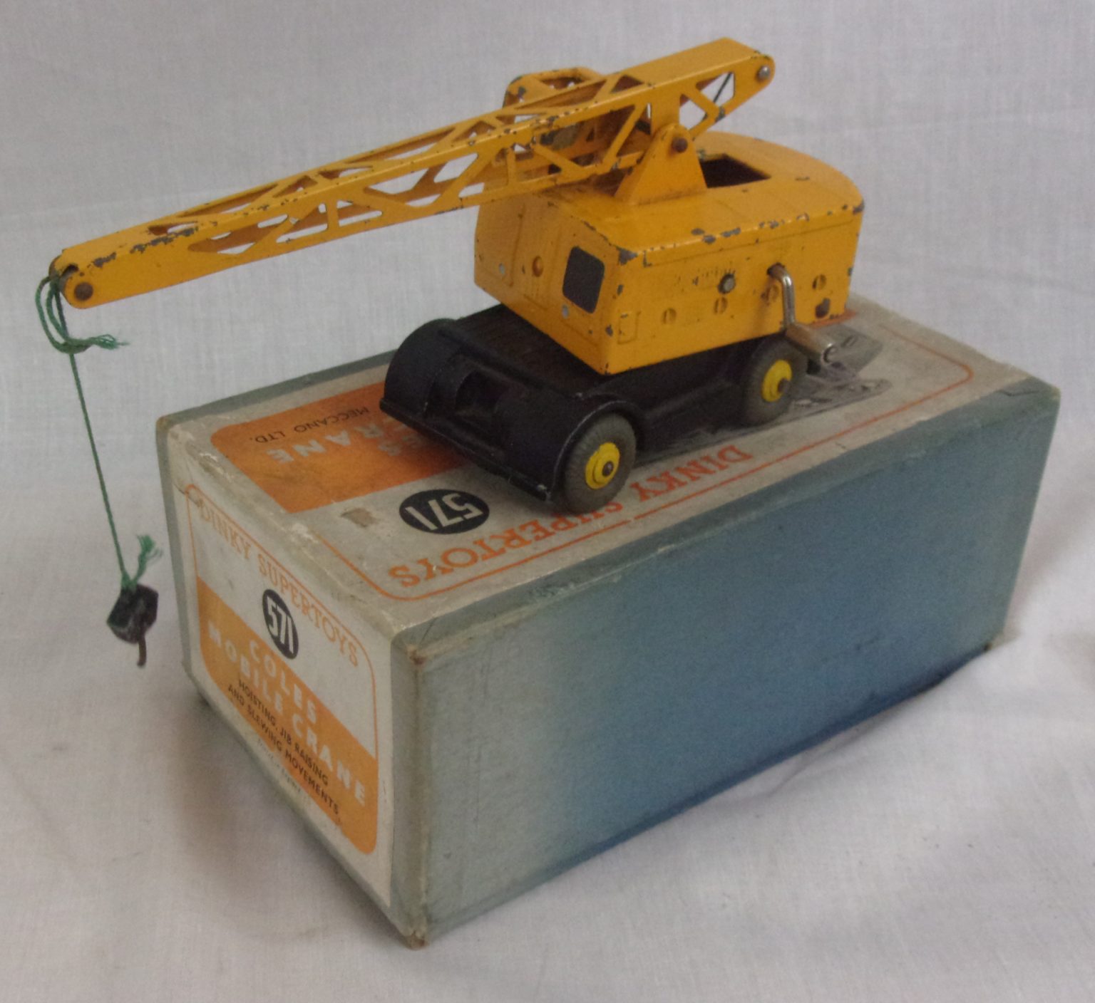 Dinky Toys 571 Coles Mobile Crane - Sally Antiques