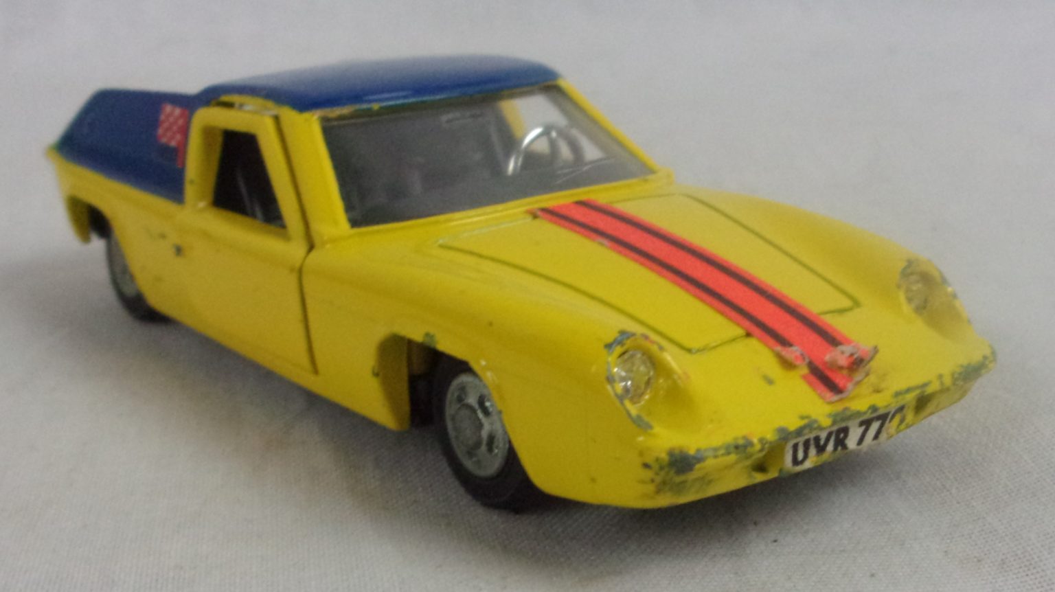 dinky toys autos