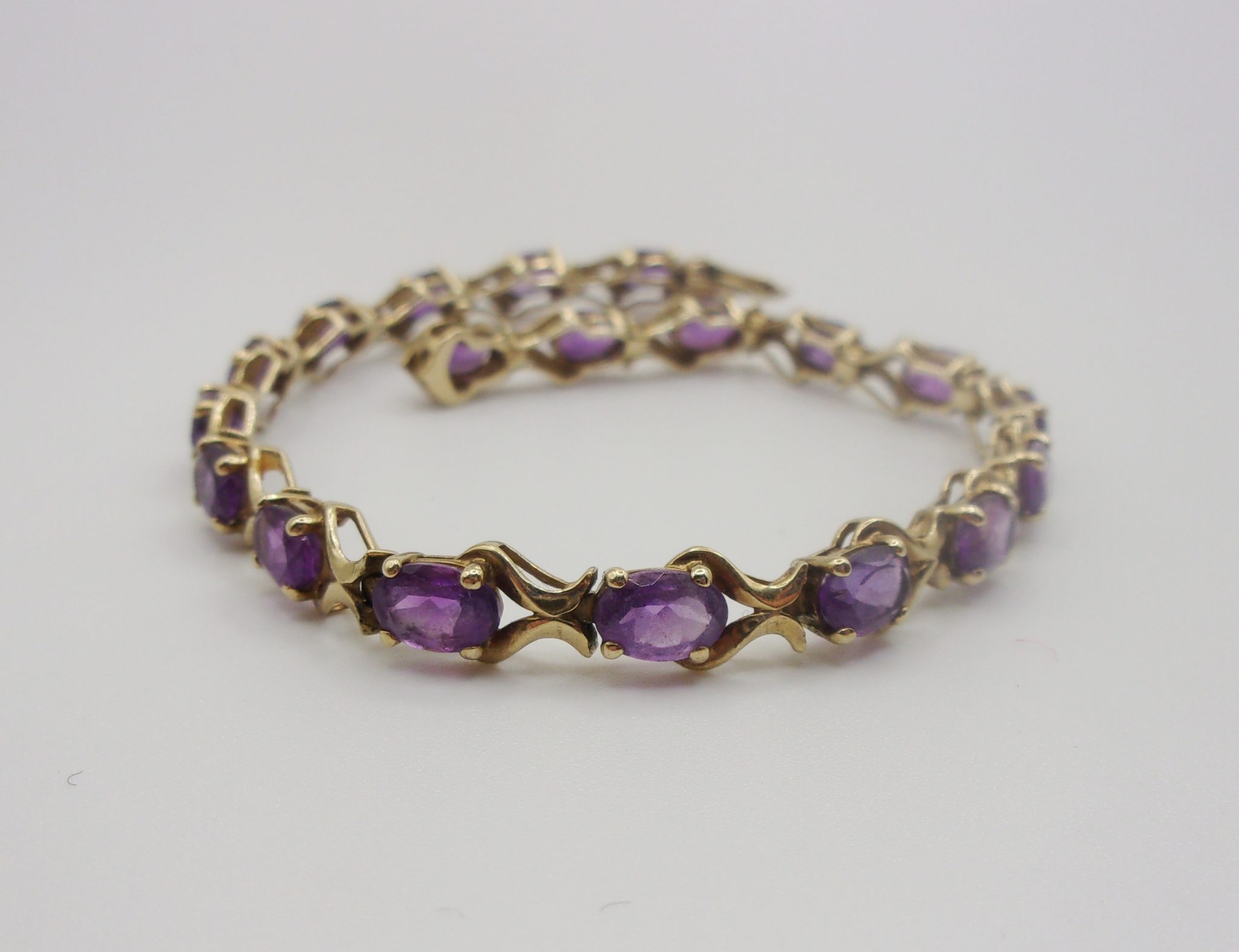 9ct Yellow Gold Amethyst Bracelet - Sally Antiques