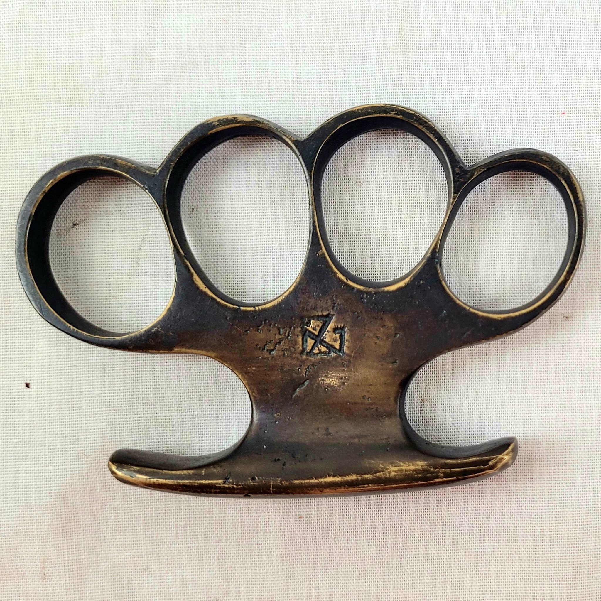 WW1 Trench Fighting New Zealand (ANZAC) Knuckle Dusters - Sally Antiques