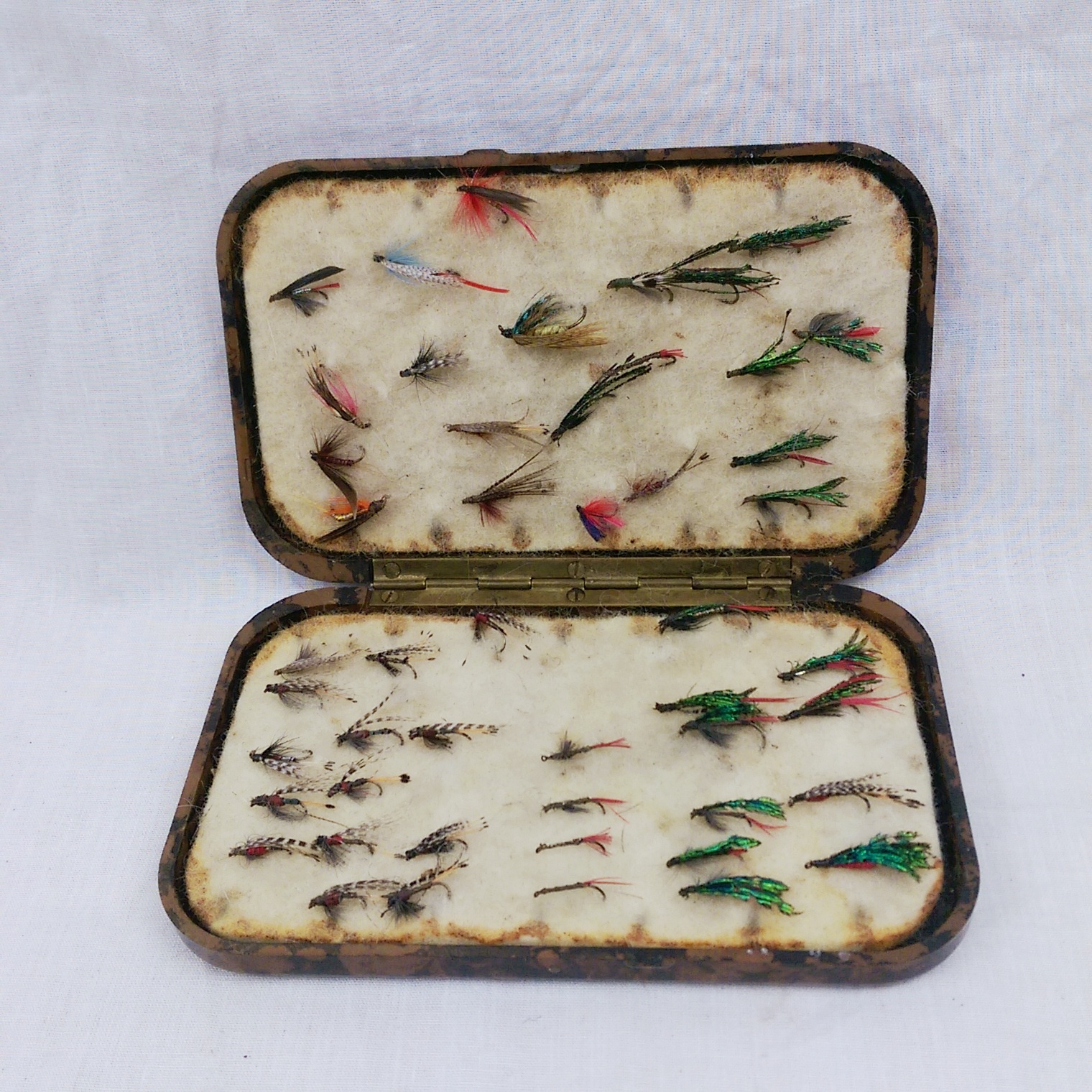 1930s Hardy Brothers Fly Fishing Flies In A Bakelite Case - Sally