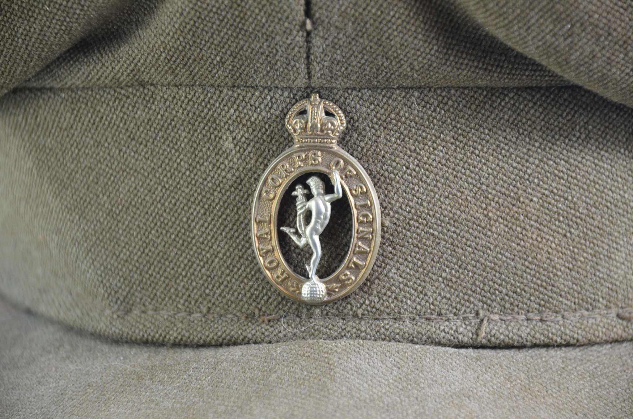 British Royal Signals Peaked Cap 1961 - Sally Antiques