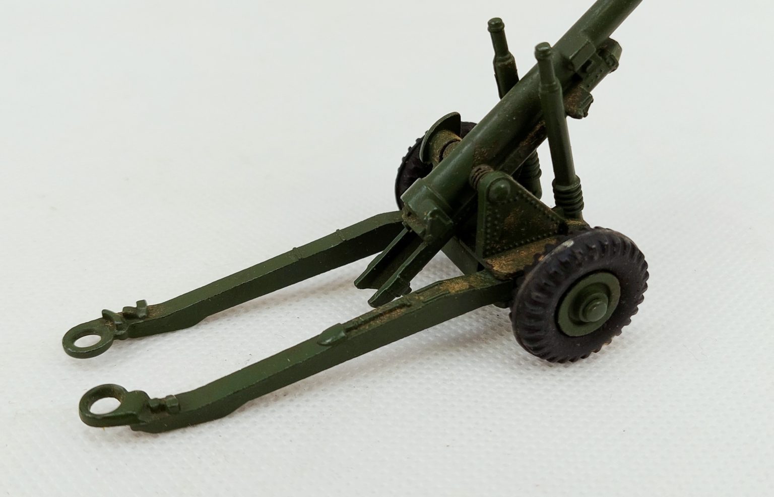 Boxed Dinky Toys 692 5.5 Inch Medium Gun - Sally Antiques