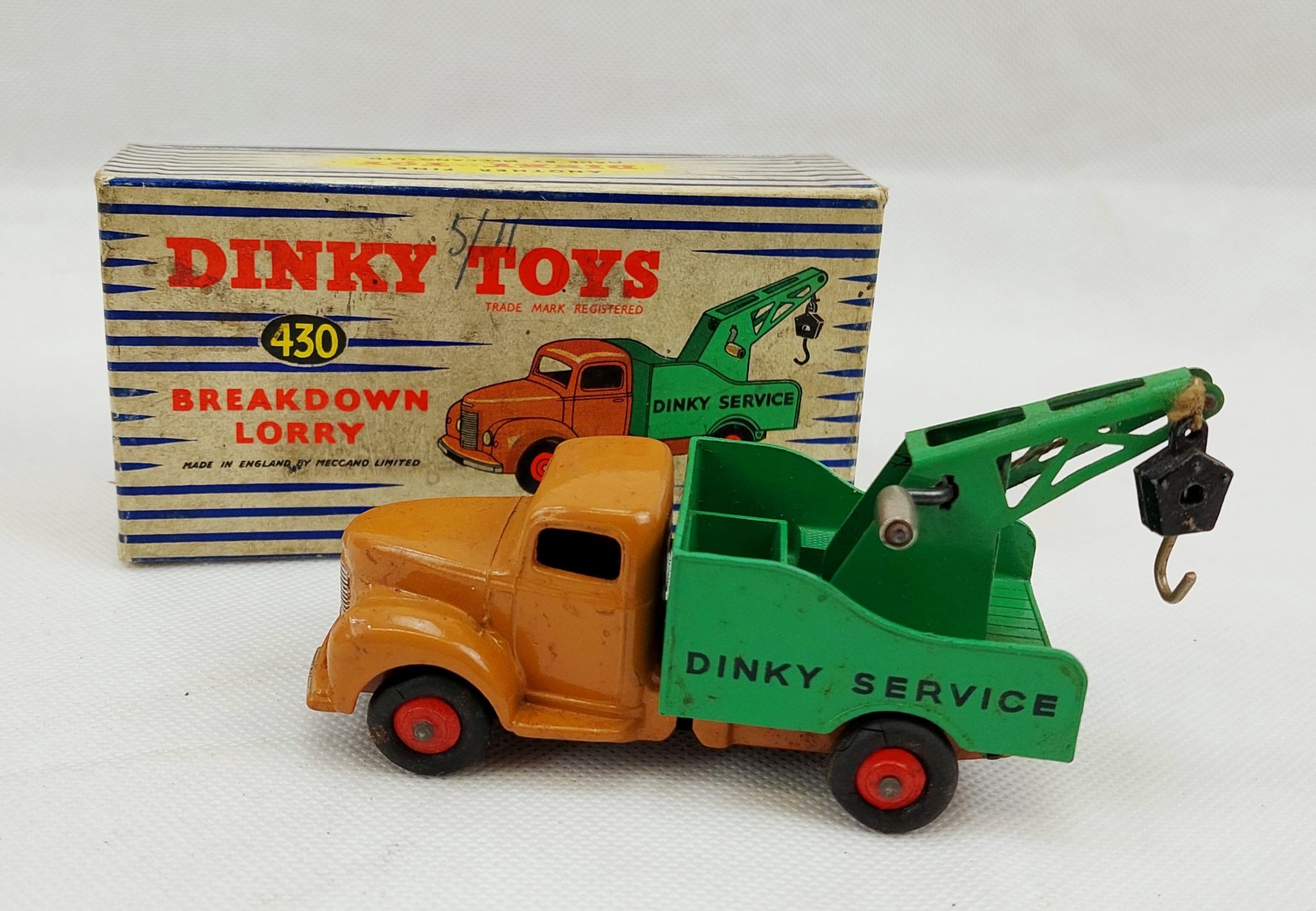 Boxed Dinky Toys 430 – Breakdown Lorry* - Sally Antiques