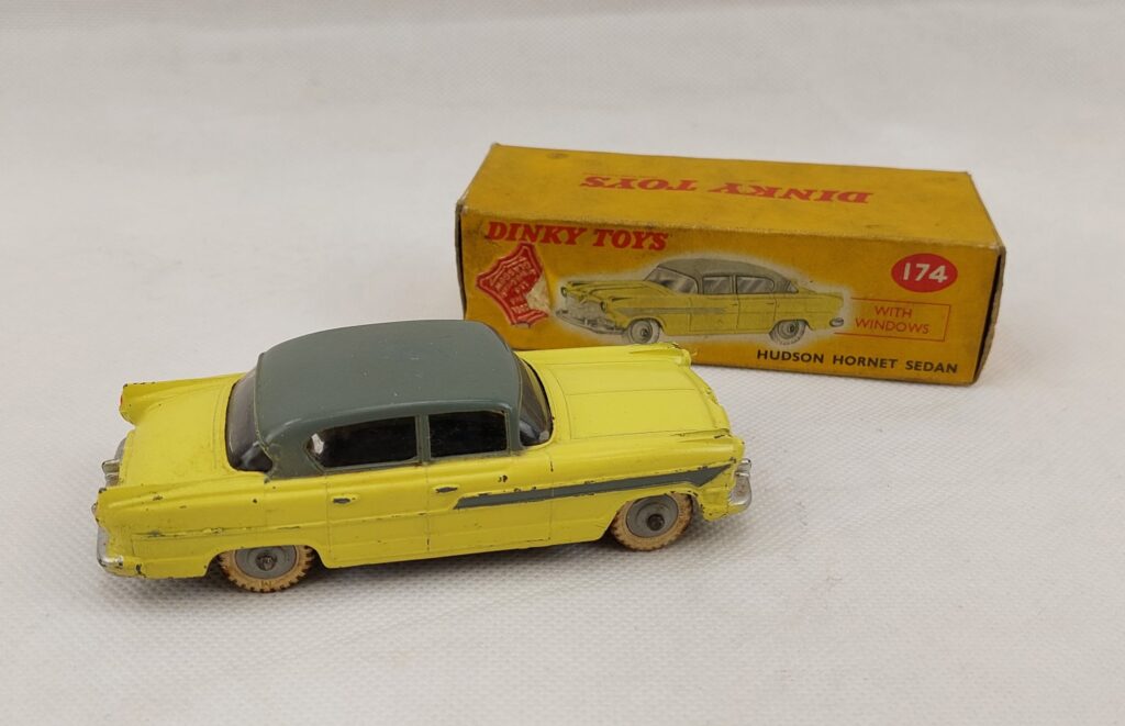 JA_522885914-Boxed-Dinky-Toys-