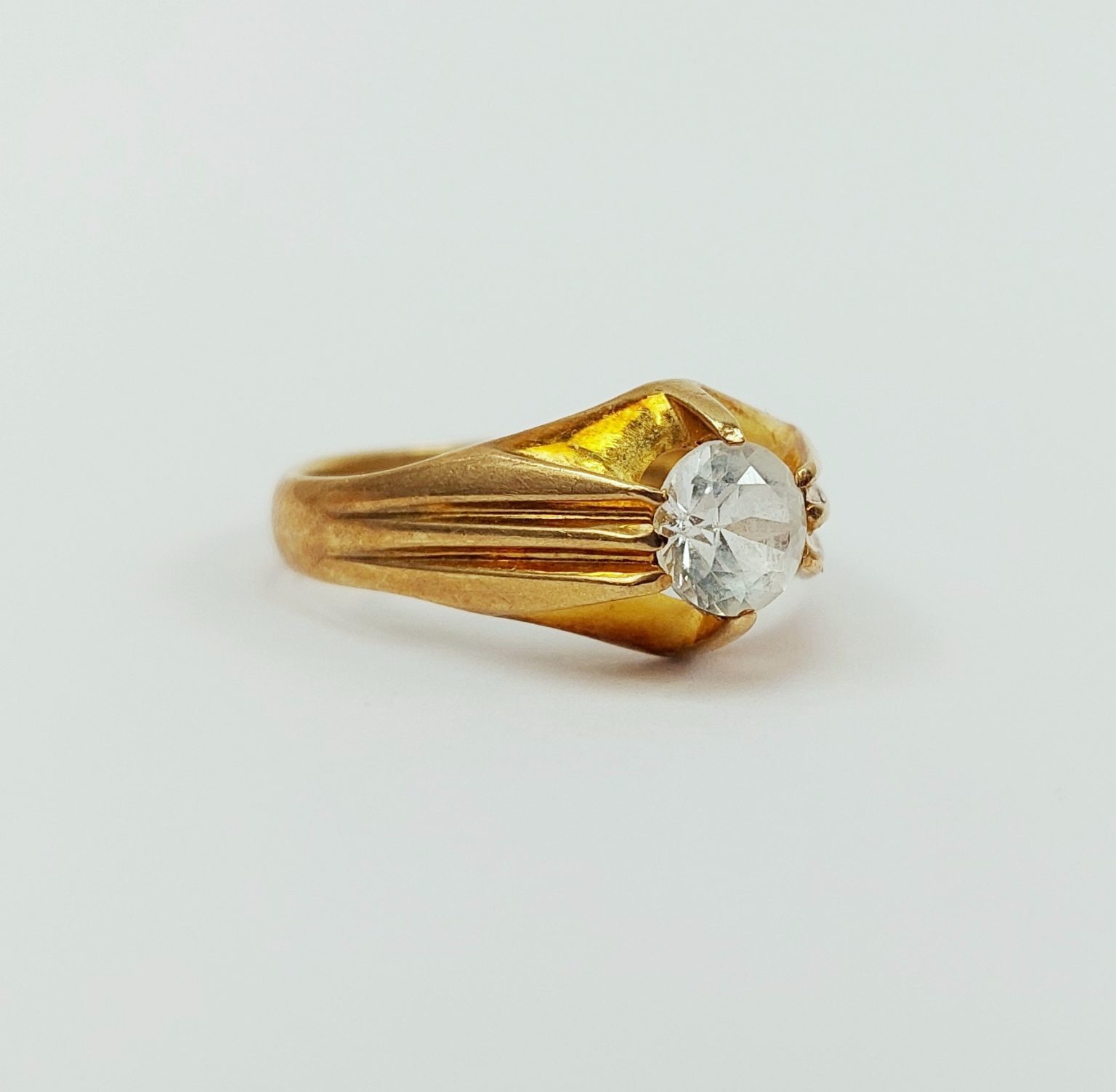 Gents 9ct Gold Quartz Ring UK Size P+, US 7.75 - Sally Antiques