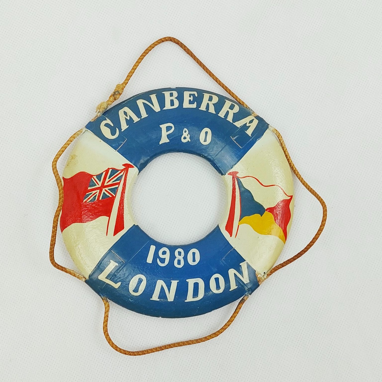 p-o-ss-canberra-ocean-liner-1980-cruise-souvenir-life-ring-sally-antiques