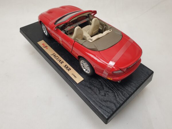 Boxed Maisto Jaguar XKR 1-18th Scale - Sally Antiques