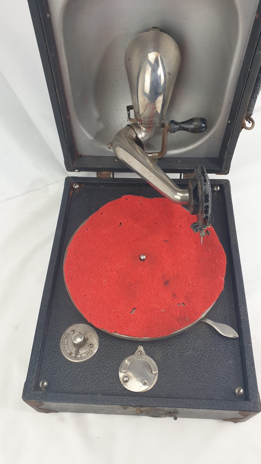 WW2 Decca Junior Portable Gramophone - Sally Antiques