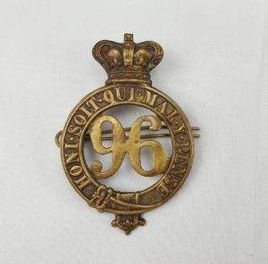 https://sallyantiques.co.uk/wp-content/uploads/2023/03/JA_9732112860-Victorian-96th-Regiment-Manchester-Glengarry-Badge-1-300x296.jpg