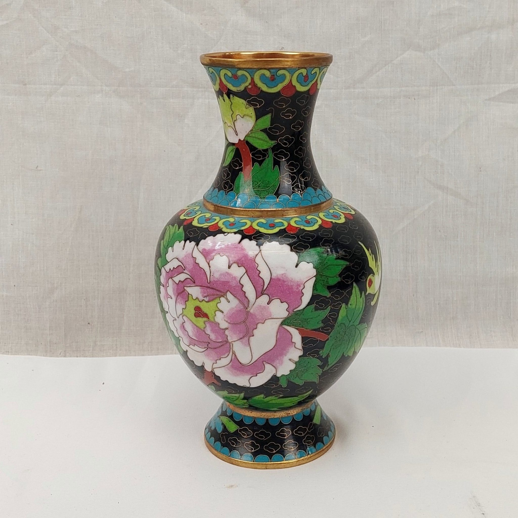 Chinese Cloisonne Vase With Flowers And A Bird - Sally Antiques