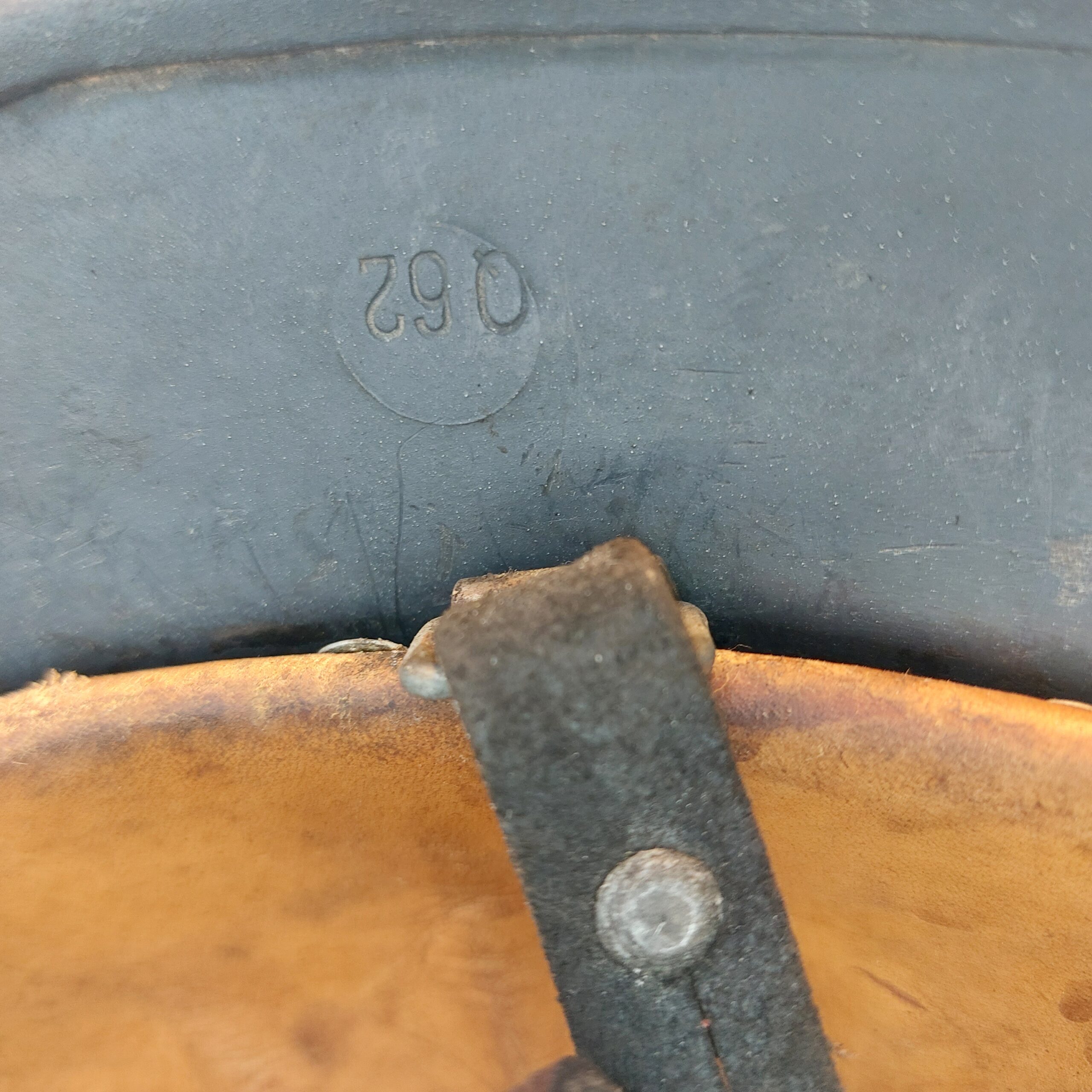 WW2 German M40 Single Decal Luftwaffe Helmet (10)