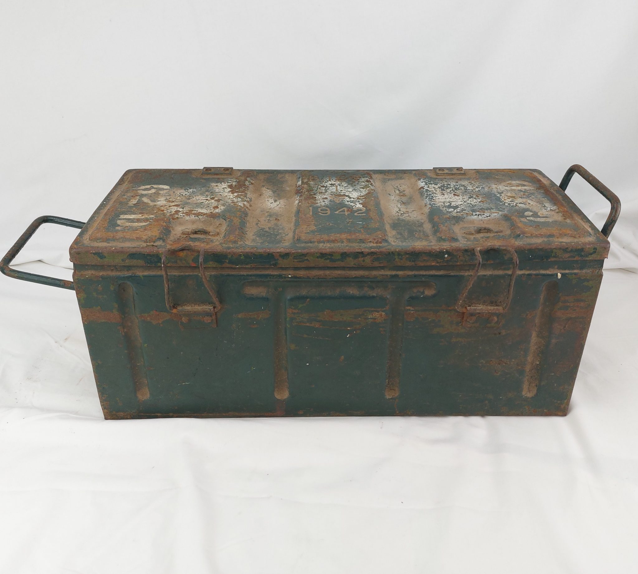 WW2, 1942, B167 Ammunition Box - Sally Antiques