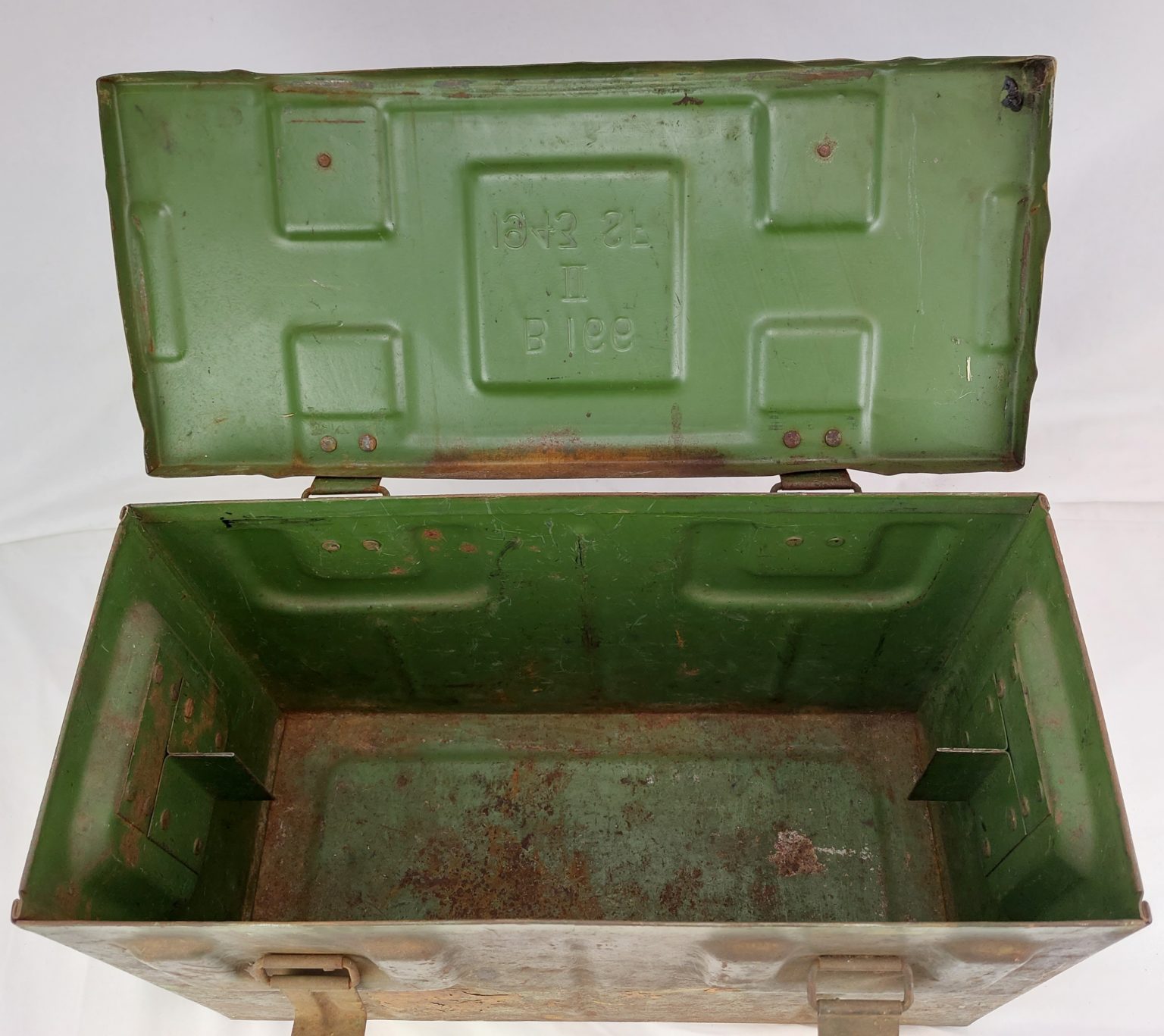 WW2 1943 B166 Ammunition Box - Sally Antiques