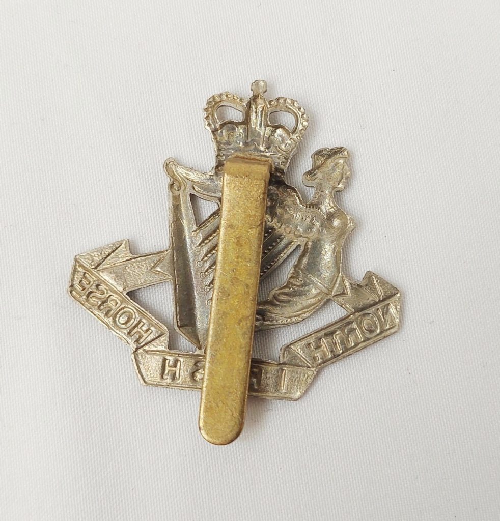 WW2 North Irish Horse Cap Badge - Sally Antiques