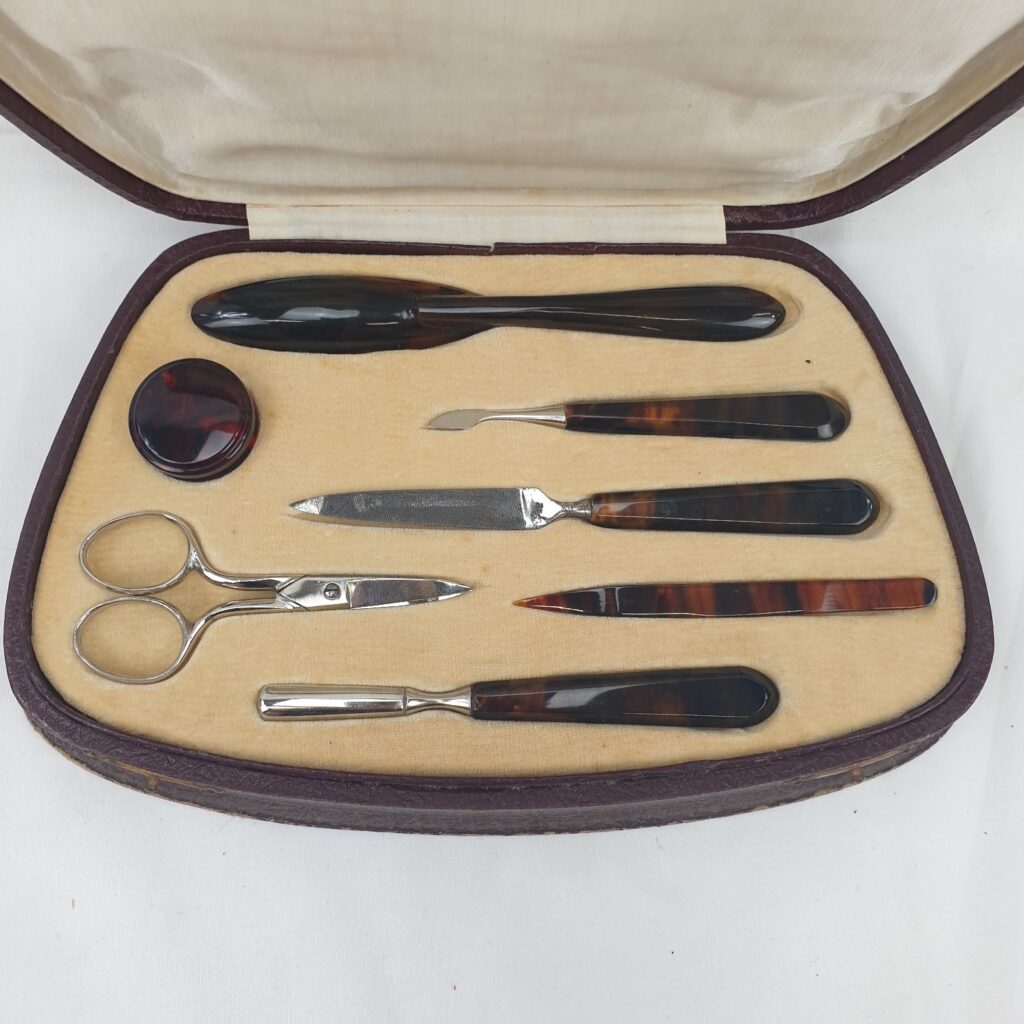 Art Deco Ladies Manicure Set - Sally Antiques