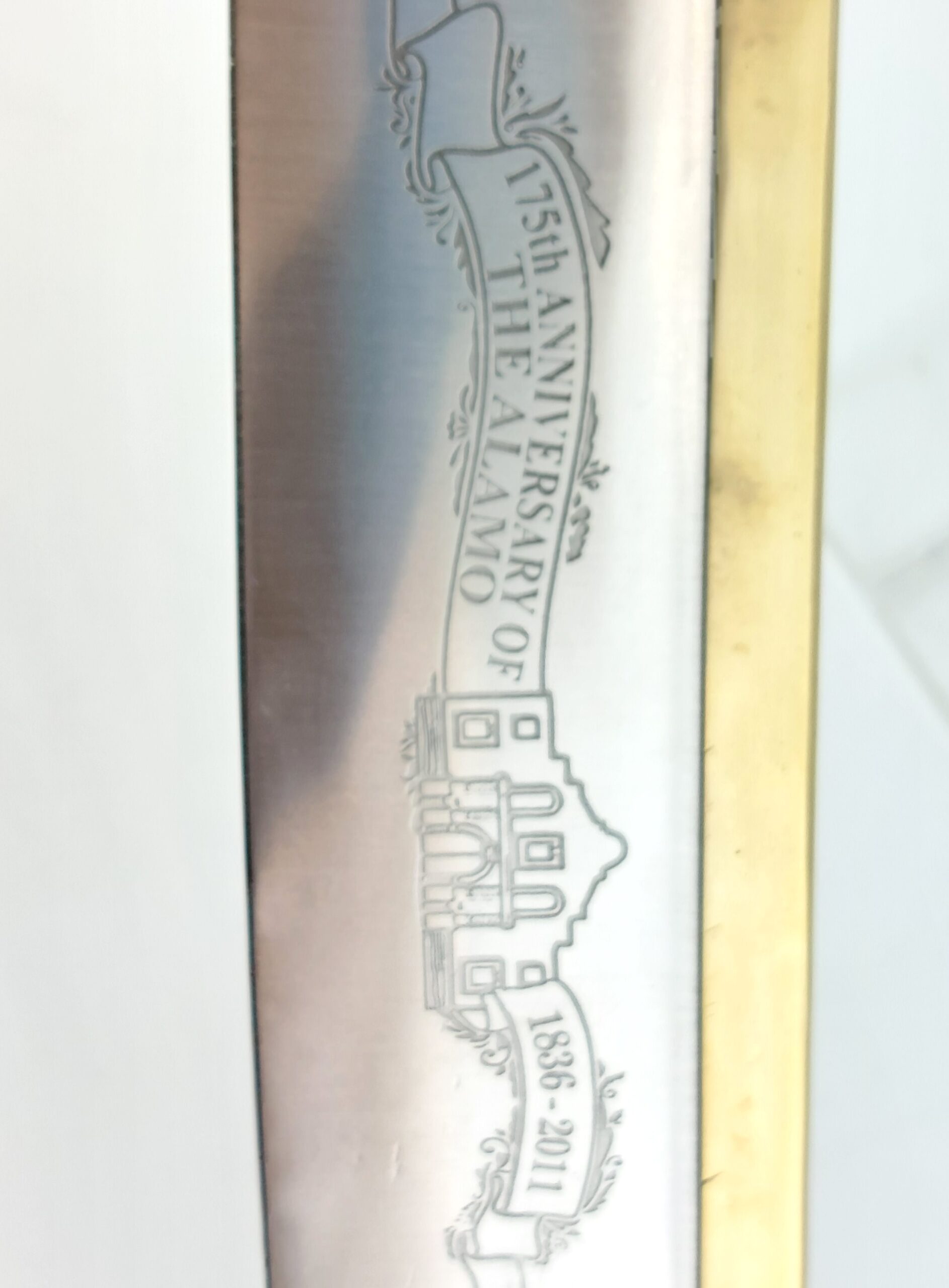 Very Rare, Limited Edition, Oversized Colt CT800 Alamo 175th Anniversary Commemorative Bowie Knife with original leather sheath and gift box (14)