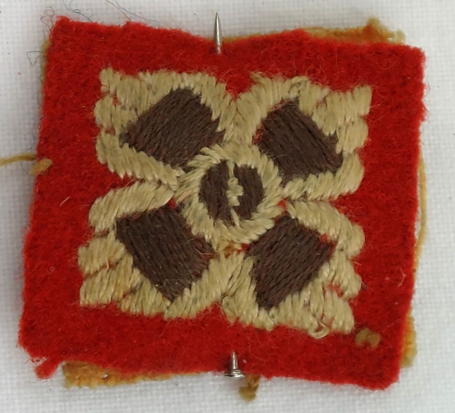 ww2-british-army-officers-rank-of-2nd-lieutenant-ra-cloth-insignia