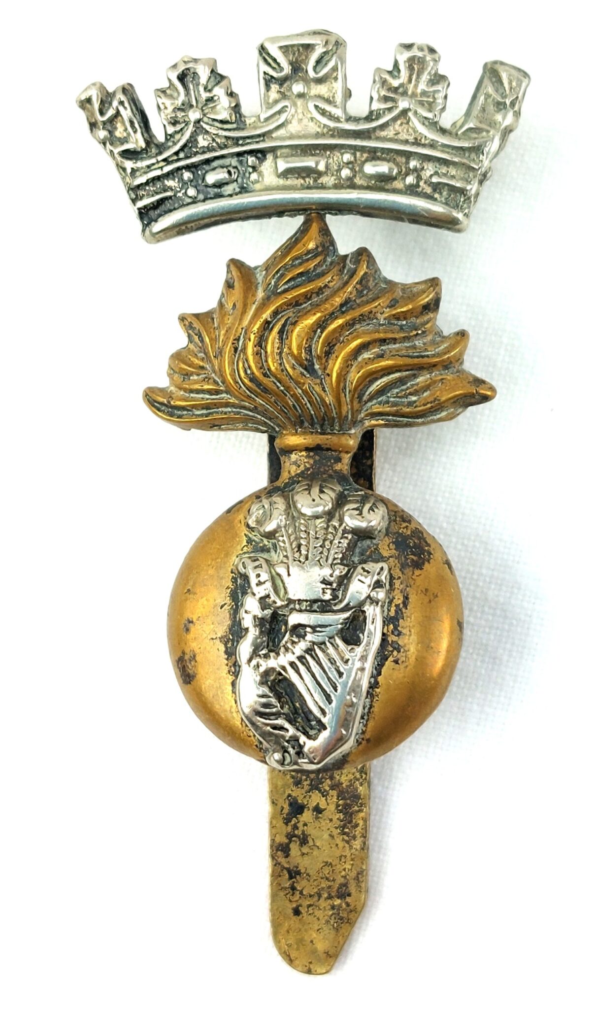 British, Royal Irish Fusiliers, Cap Badge - Sally Antiques