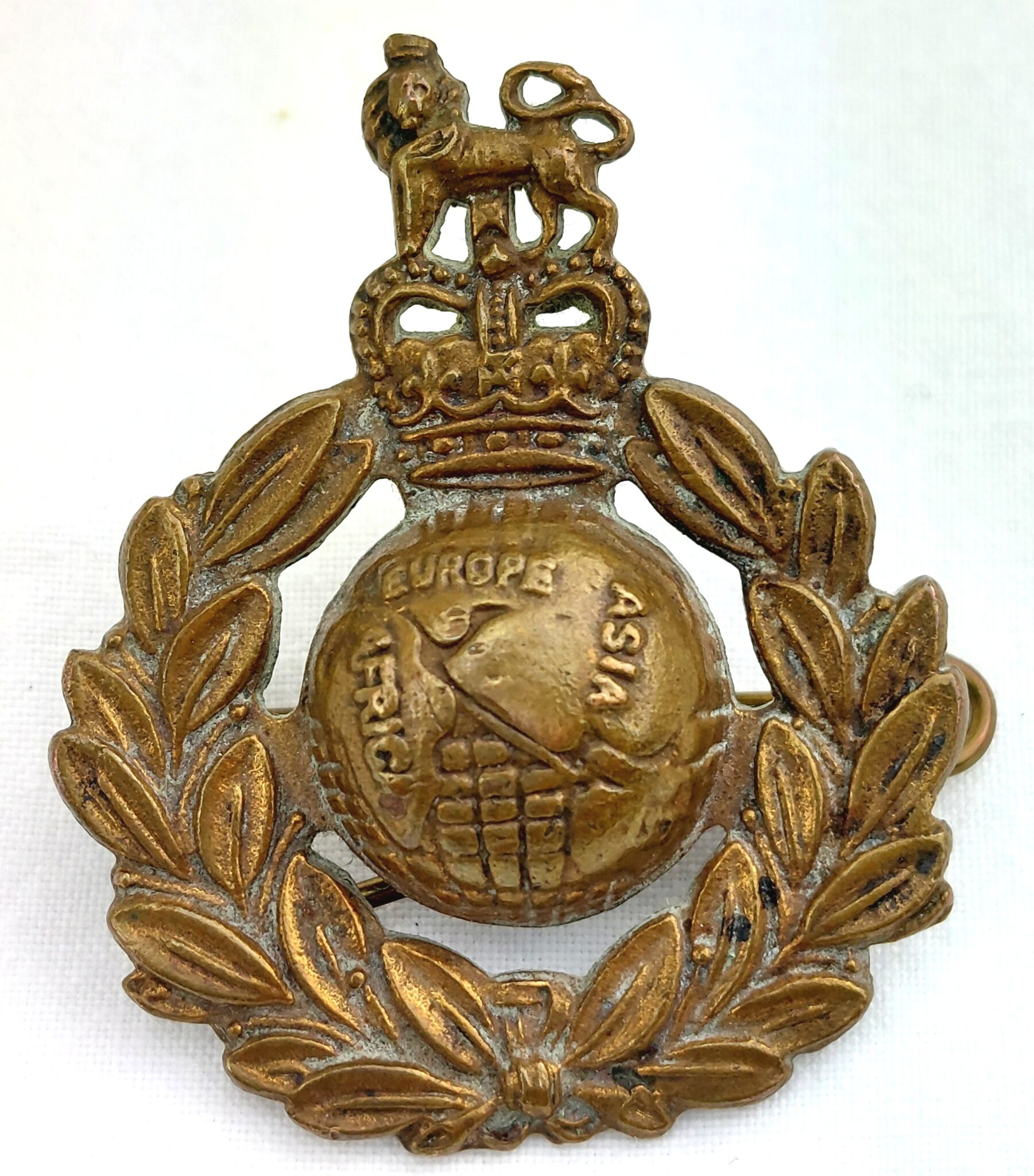 British, Royal Marines Commandos, Cap Badge - Sally Antiques