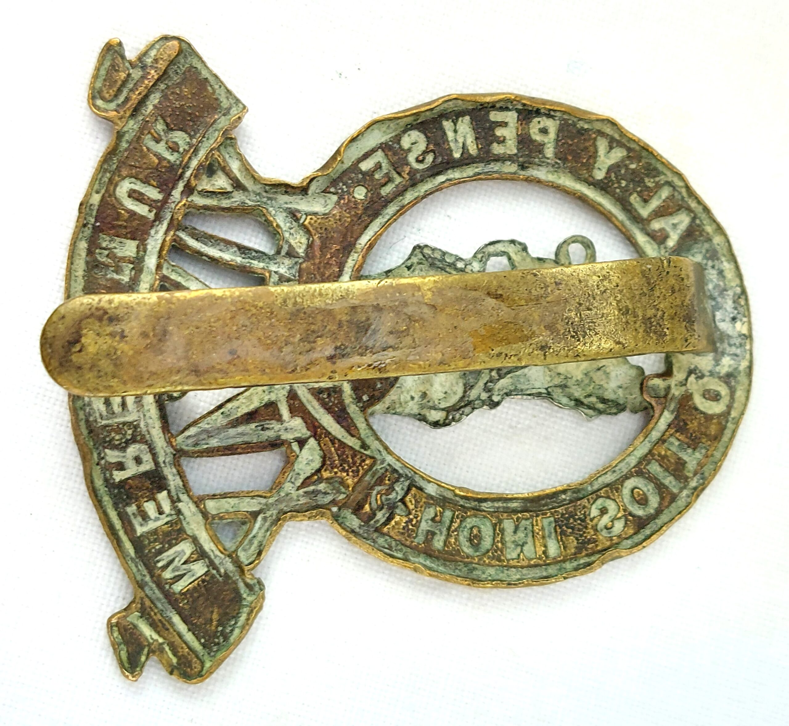 British, WW2, 15th19th King's Hussars, Cap Badge (2)