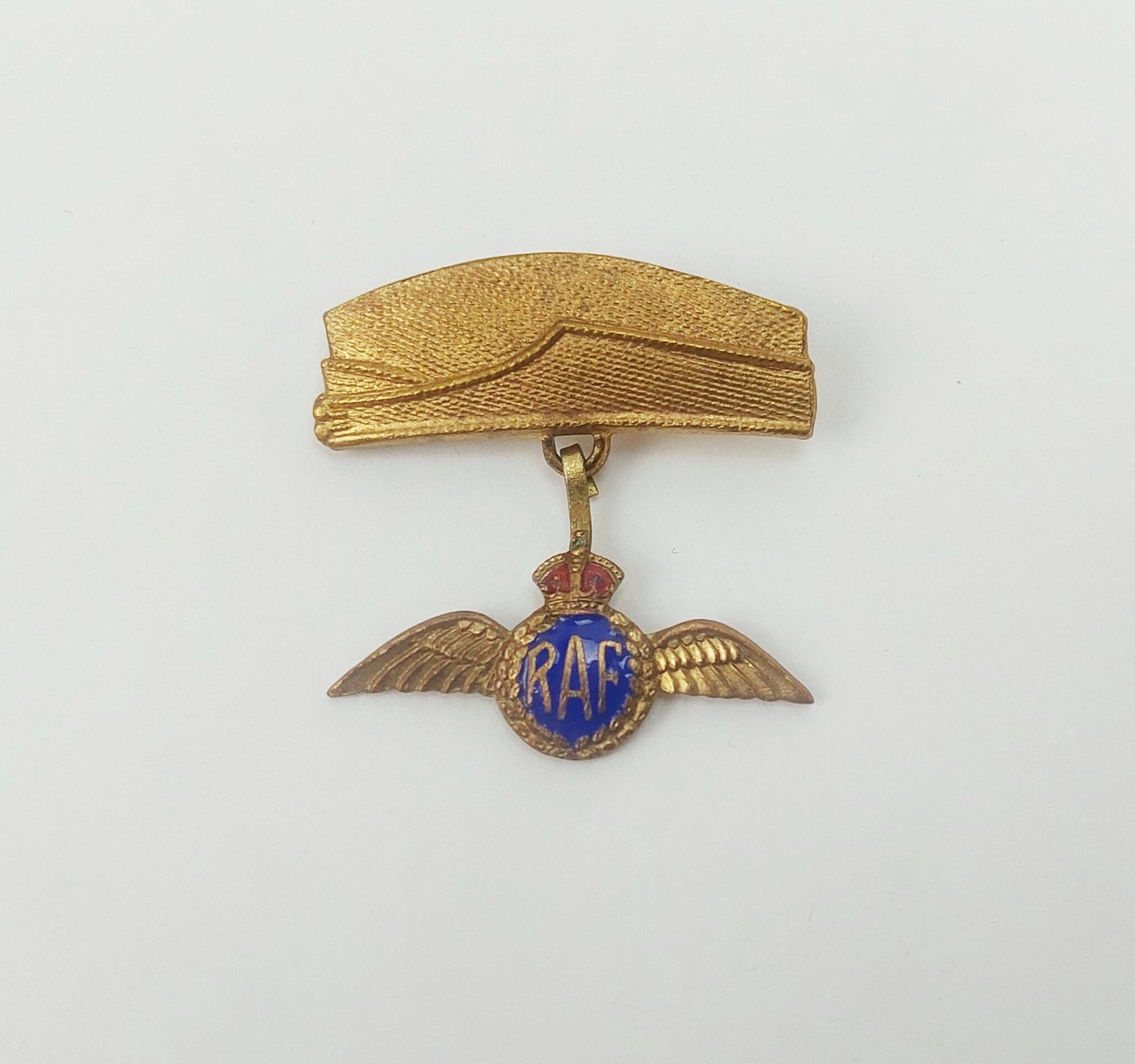 Ww2 Raf Side Cap Sweetheart Badge - Sally Antiques