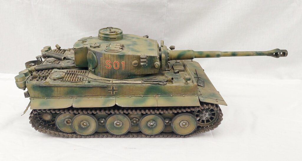 Static 1/16th Scale Model Of Tiger Tank - Sally Antiques