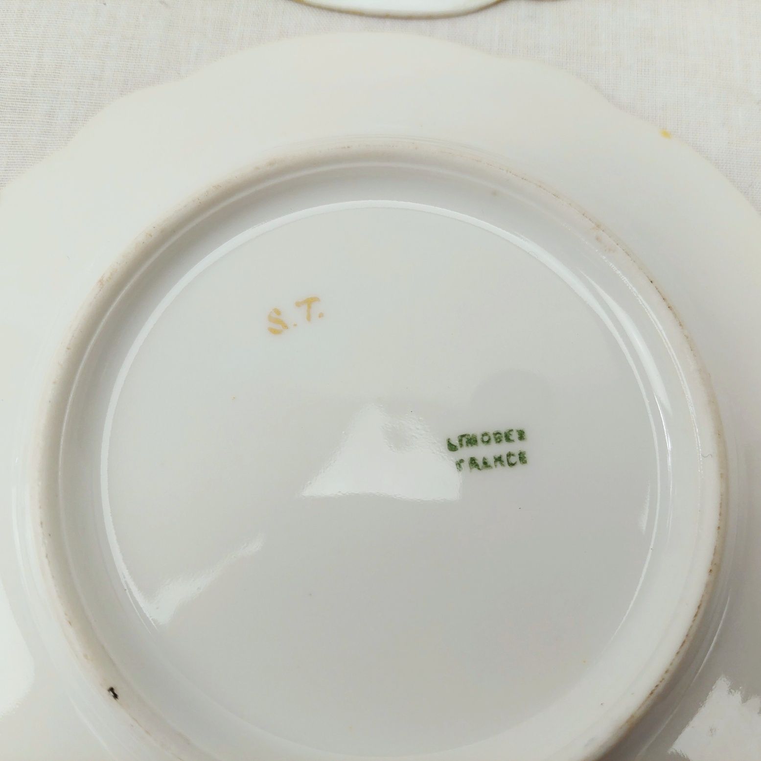 JA_2676167943 - c1890 Set of 6 Tea Plates & 4 Saucers by Jean Pouyat Limoges (15)
