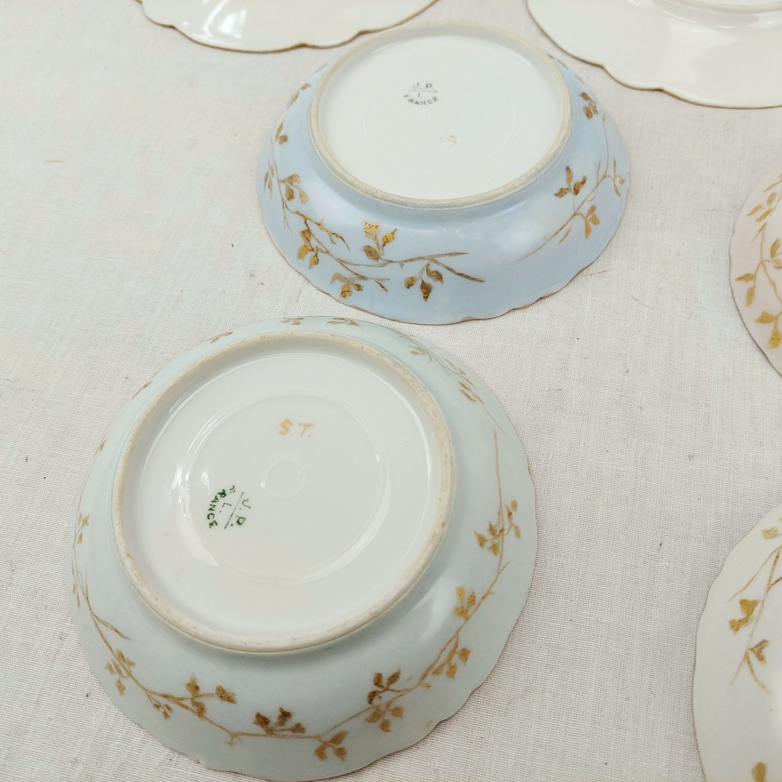 JA_2676167943 - c1890 Set of 6 Tea Plates & 4 Saucers by Jean Pouyat Limoges (16)