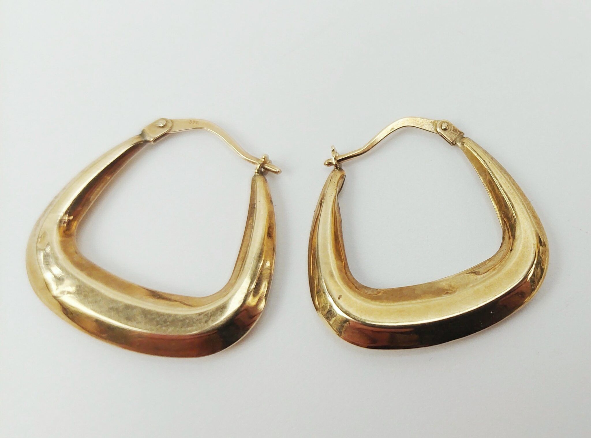 9ct Gold Large Square Hoop Earrings - Sally Antiques