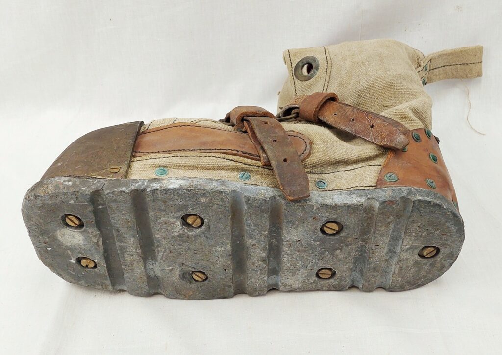 Dive Vintage Sneakers