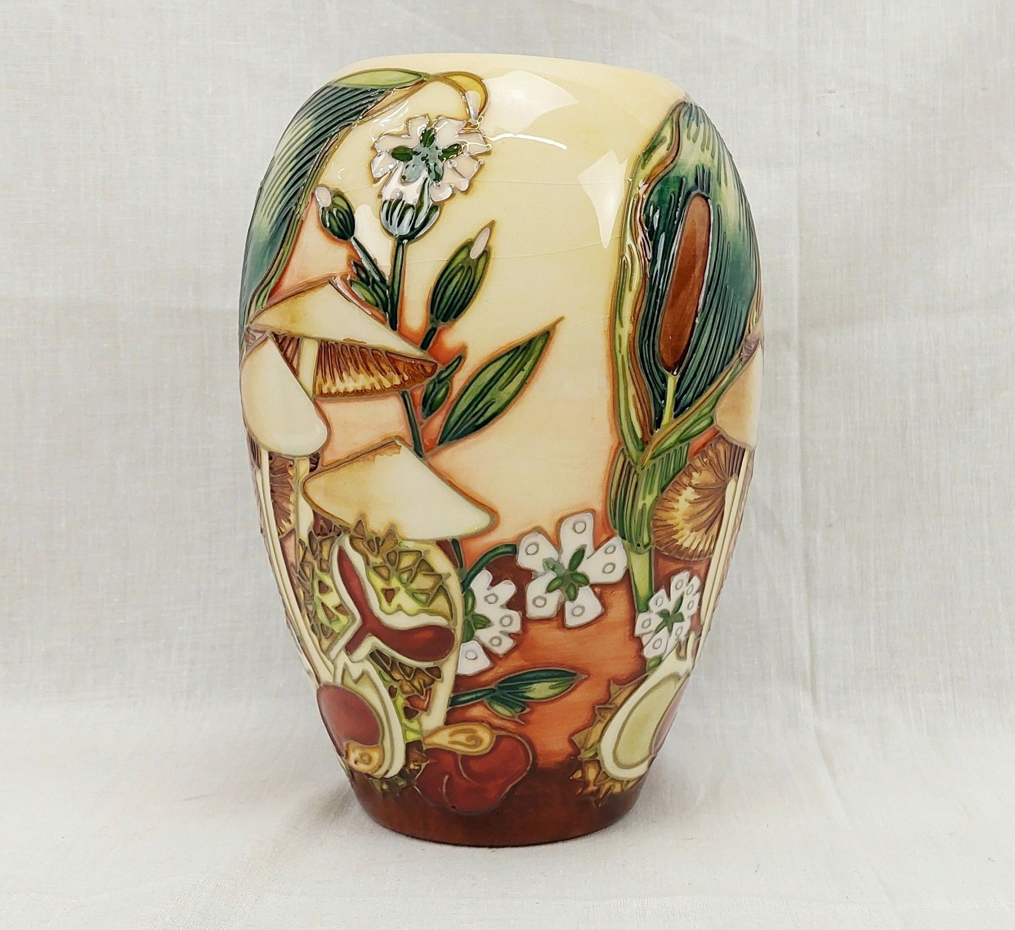 Moorcroft Limited Edition Underwood Pattern Vase 3