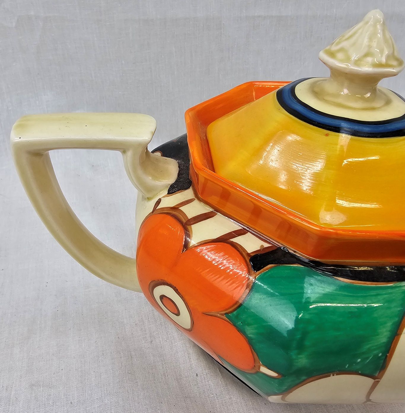 1930s Clarice Cliff Fantasque Floreat Havre (Wild Rose) Rare Pattern Teapot 4