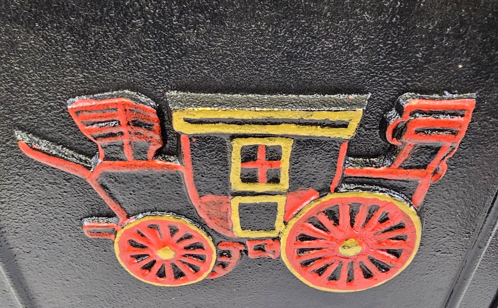 Vintage Cast Iron Post Box (3)