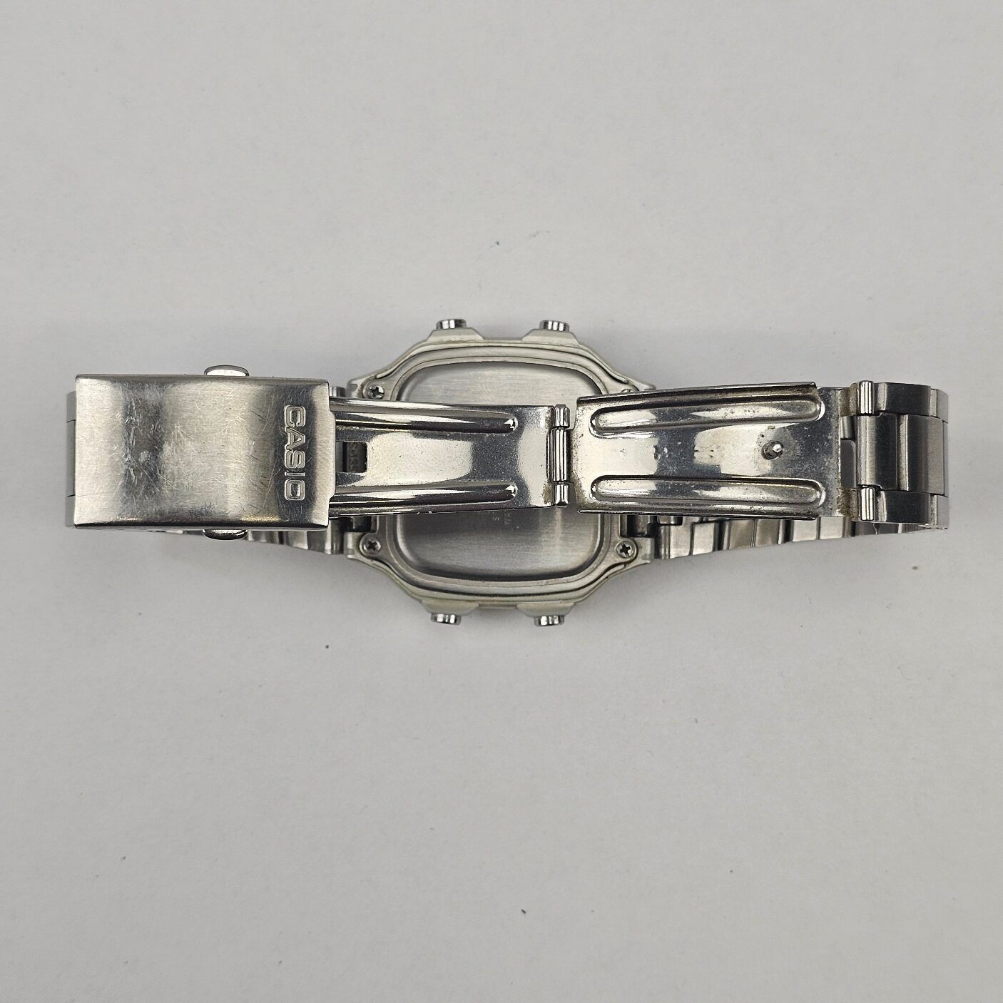 Casio AE 100WH Worldtime Illuminator Gent Watch 6