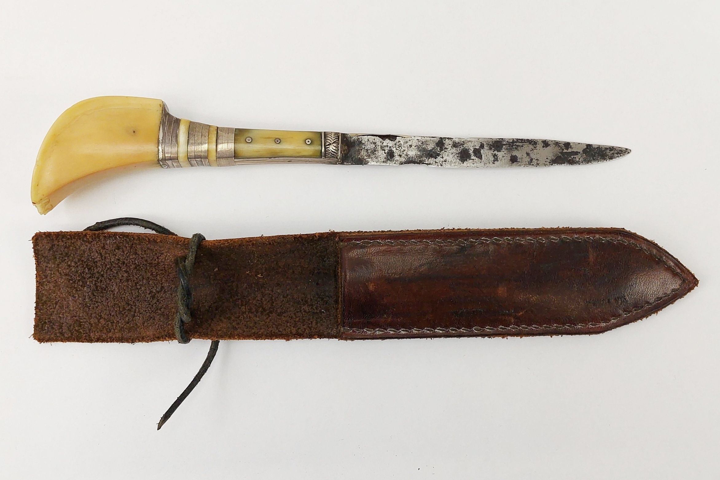 17th Or 18th Century Persian Assassins Dagger 1