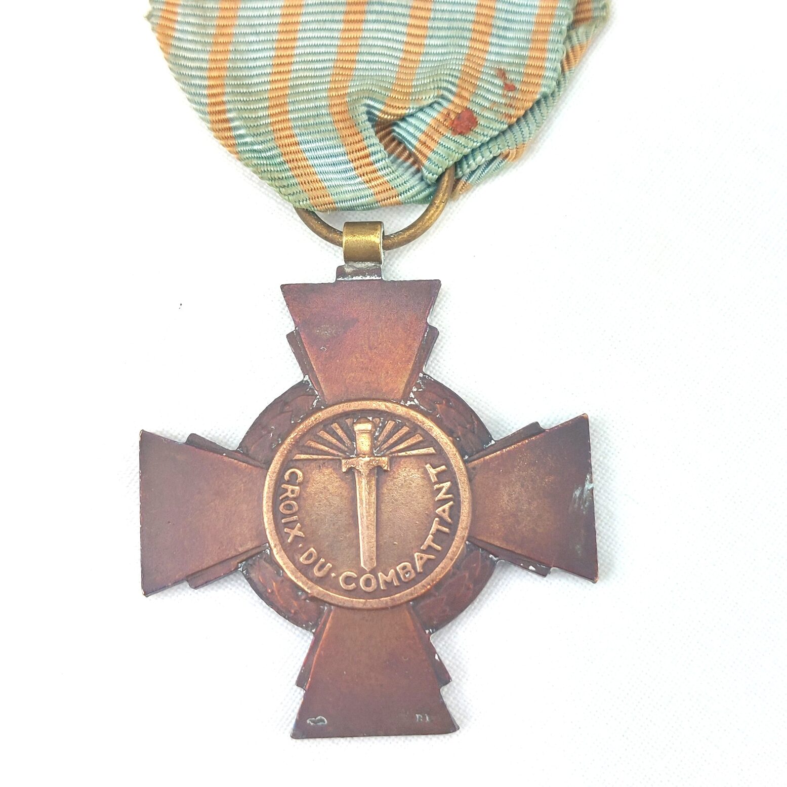 French, WWI–WWII Service, Croix du Combattant Medal, with Original Ribbon (4)