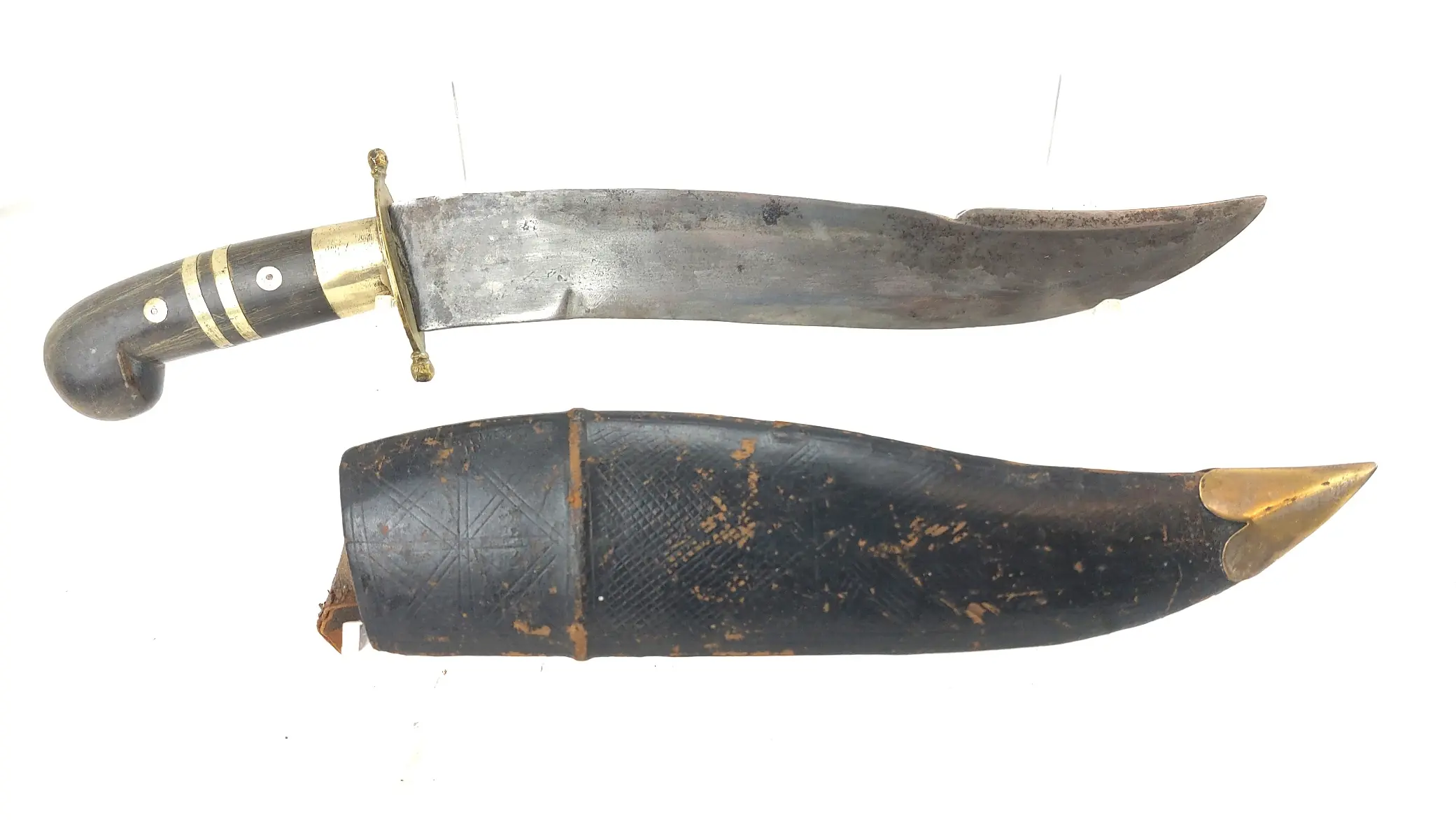 Indian Bowie-Style Fighting Knife – Horn and Brass Hilt, Possibly by The Army Traders, Dehradun (1)